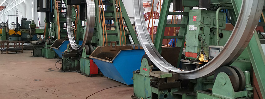 Автоматизированный ЧПУ-токарный станок для фрезерования зубьев